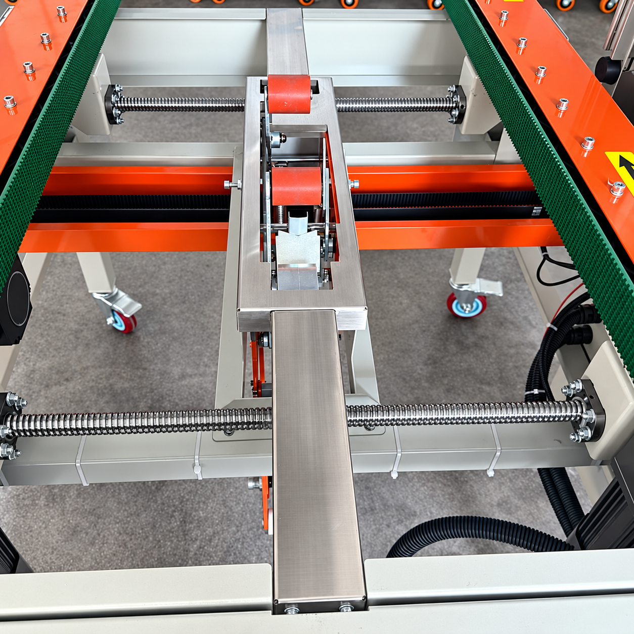 Máy dán thùng carton tự động tích hợp in và dán nhãn BYFT3550 - ảnh 3